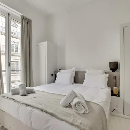 Apartment Modern 3bdr/3bath - Louvre Museum/tuileries