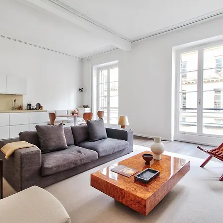Appartamento Modern 3bdr/3bath - Louvre Museum/tuileries Parigi