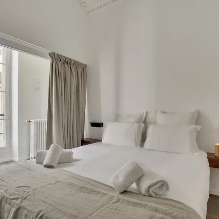 Modern 3bdr/3bath - Louvre Museum/tuileries Appartamento Parigi